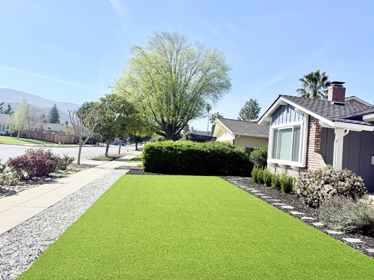 1121 Corvallis Drive