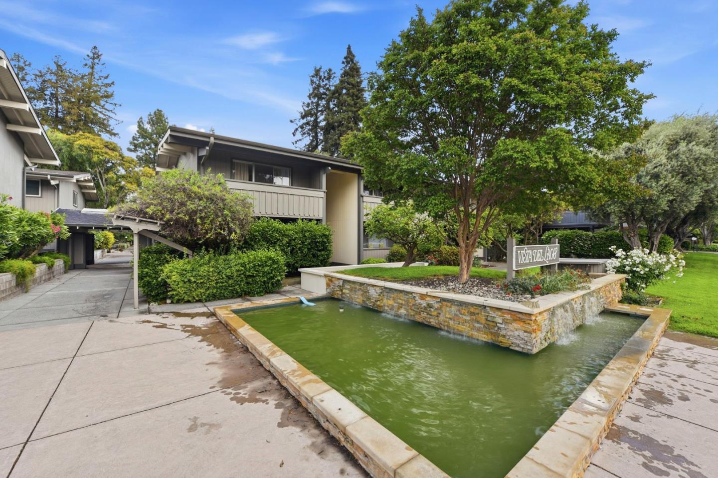 151 Buckingham Drive 251