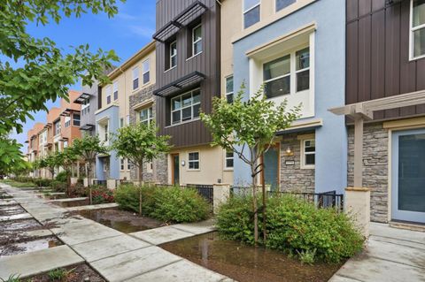 Tiny photo for 1958 Galileo Lane, SAN JOSE, CA 95133 (MLS # ML82040185)