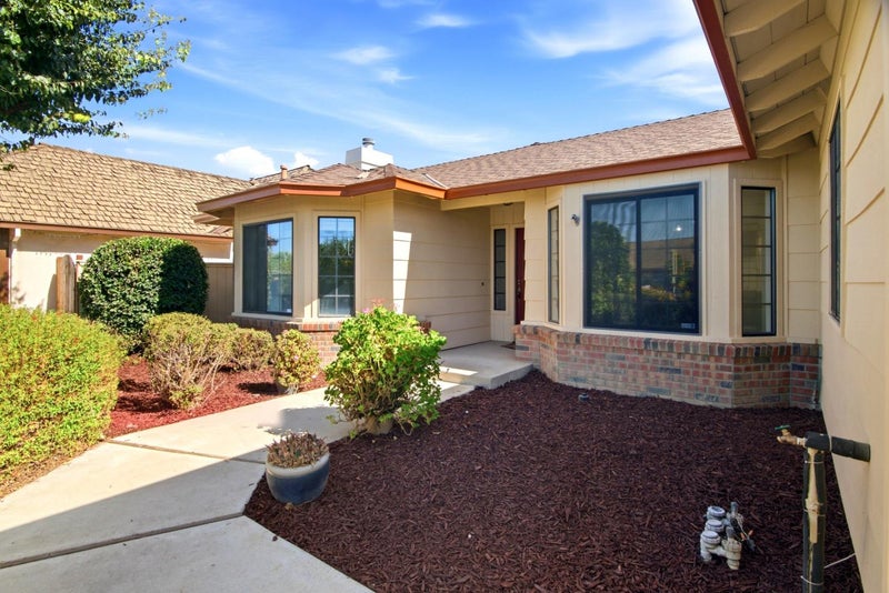 627 Heritage Court