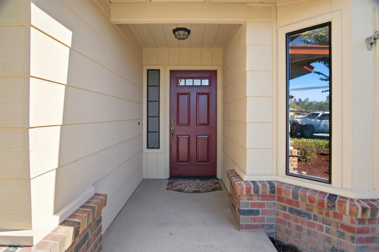 627 Heritage Court