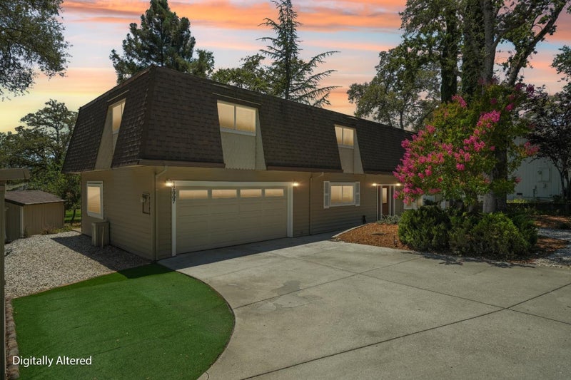12007 Torrey Pines Drive