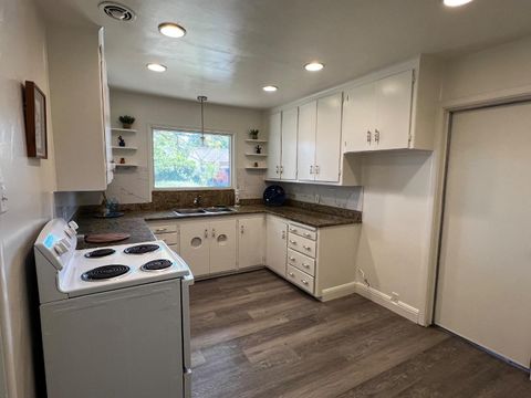 Tiny photo for 1805 De Ovan Avenue, STOCKTON, CA 95204 (MLS # ML82030315)