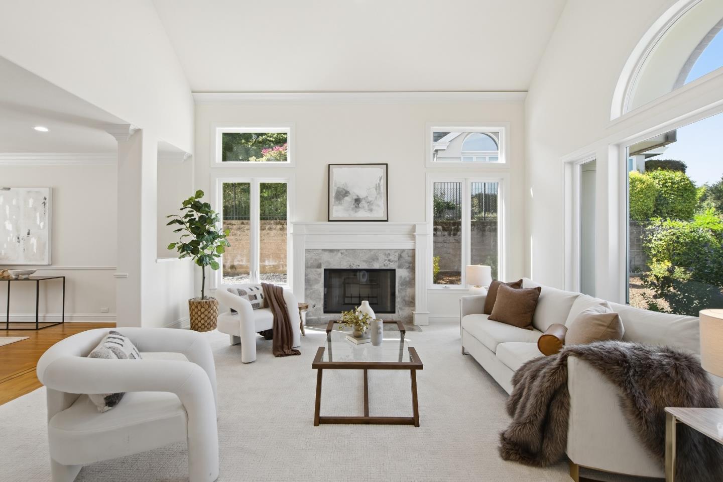 21592 Villa Maria Court