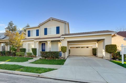 Photo of 27 Tradition Way, BRENTWOOD, CA 94513 (MLS # ML82039800)