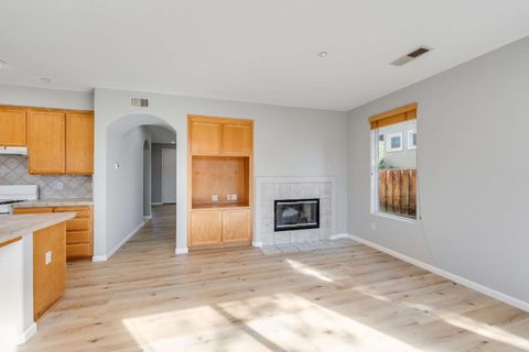 Tiny photo for 27 Tradition Way, BRENTWOOD, CA 94513 (MLS # ML82039800)