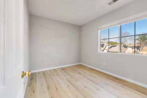 Tiny photo for 27 Tradition Way, BRENTWOOD, CA 94513 (MLS # ML82039800)