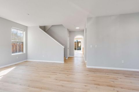 Tiny photo for 27 Tradition Way, BRENTWOOD, CA 94513 (MLS # ML82039800)