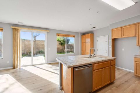 Tiny photo for 27 Tradition Way, BRENTWOOD, CA 94513 (MLS # ML82039800)