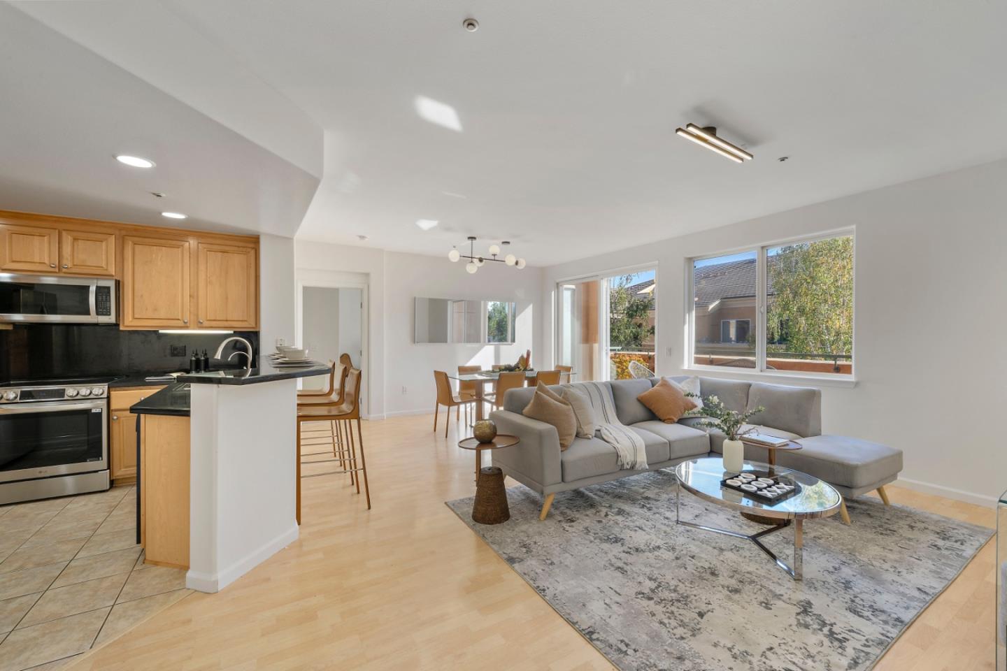 1310 Saddle Rack Street 425