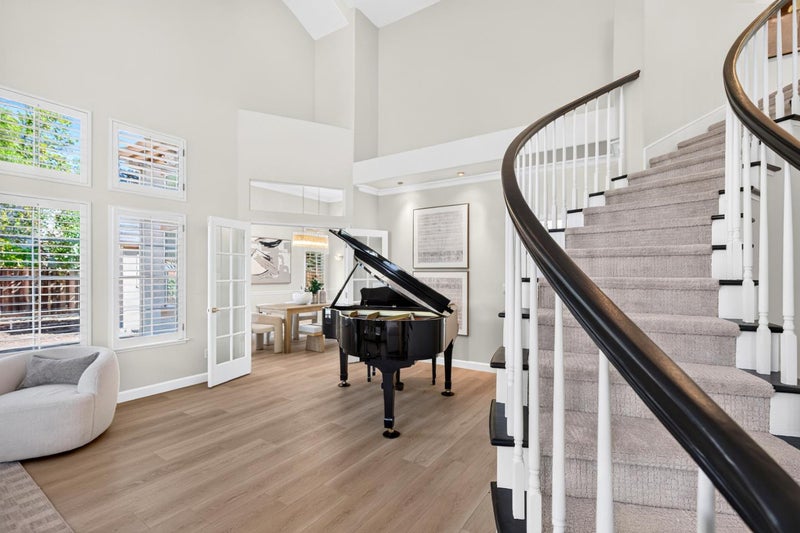 848 Summit Court
