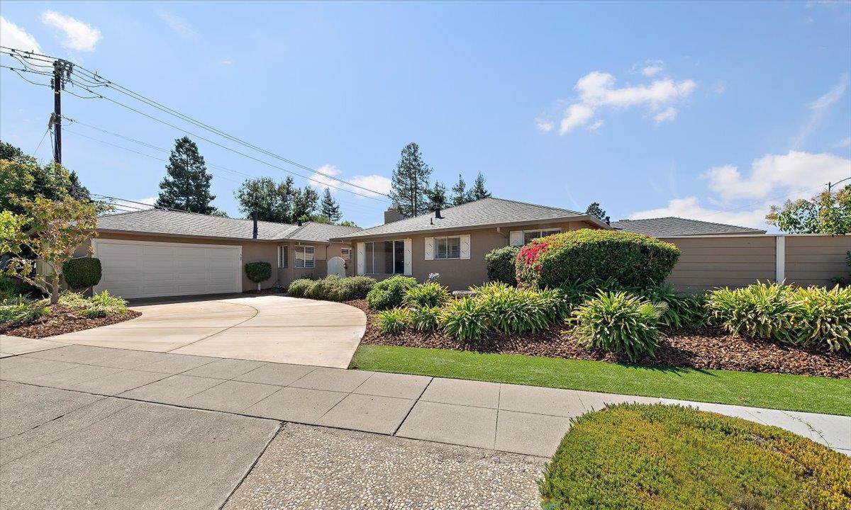 853 Opal Drive