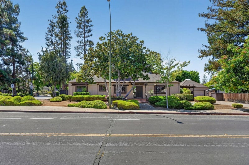 402 Sylvan Avenue