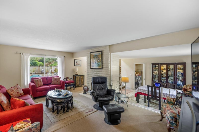 25455 Canada Valley Drive