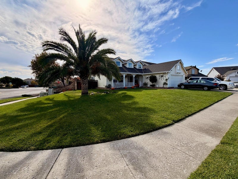 1 Beacon Hill Circle