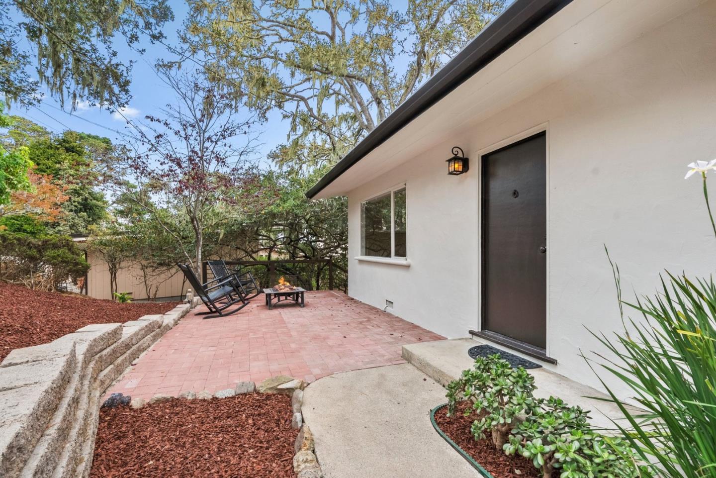 84 Cuesta Vista Drive