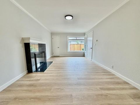 Photo of 2396 Patricia Drive, SANTA CLARA, CA 95050 (MLS # ML82044769)
