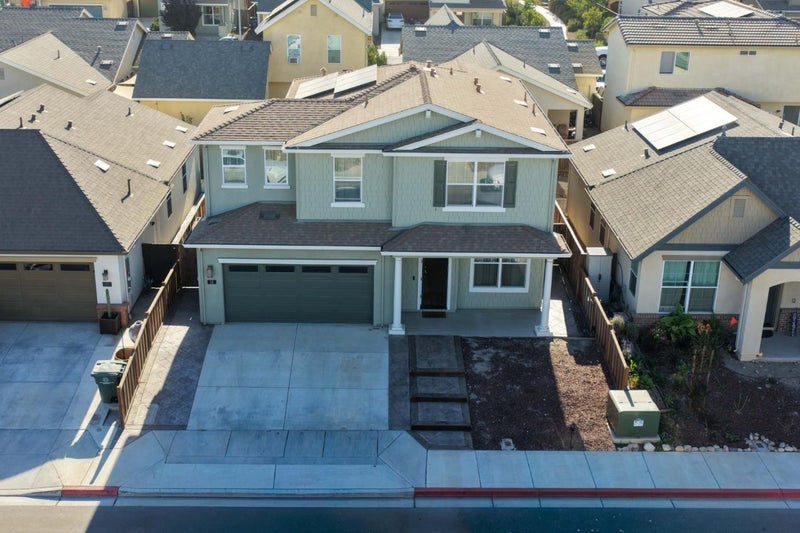 15 Pepper Tree Court