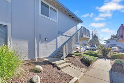 Photo of 4237 Topsail Court, SOQUEL, CA 95073 (MLS # ML82030839)