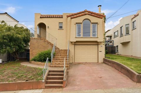 Photo of 517 Magnolia Avenue, SOUTH SAN FRANCISCO, CA 94080 (MLS # ML82045639)