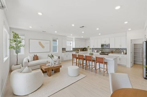 9960 Seawind Way NEWARK CA 94560