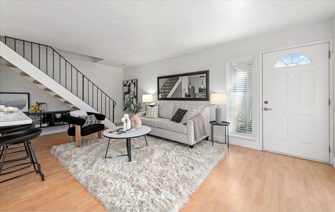 Tiny photo for 5663 Calmor Avenue #3, SAN JOSE, CA 95123 (MLS # ML82035975)