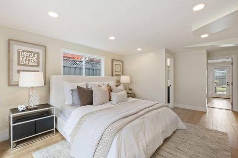 Tiny photo for 1555 Alma Street, Palo Alto, CA 94301 (MLS # ML82036328)