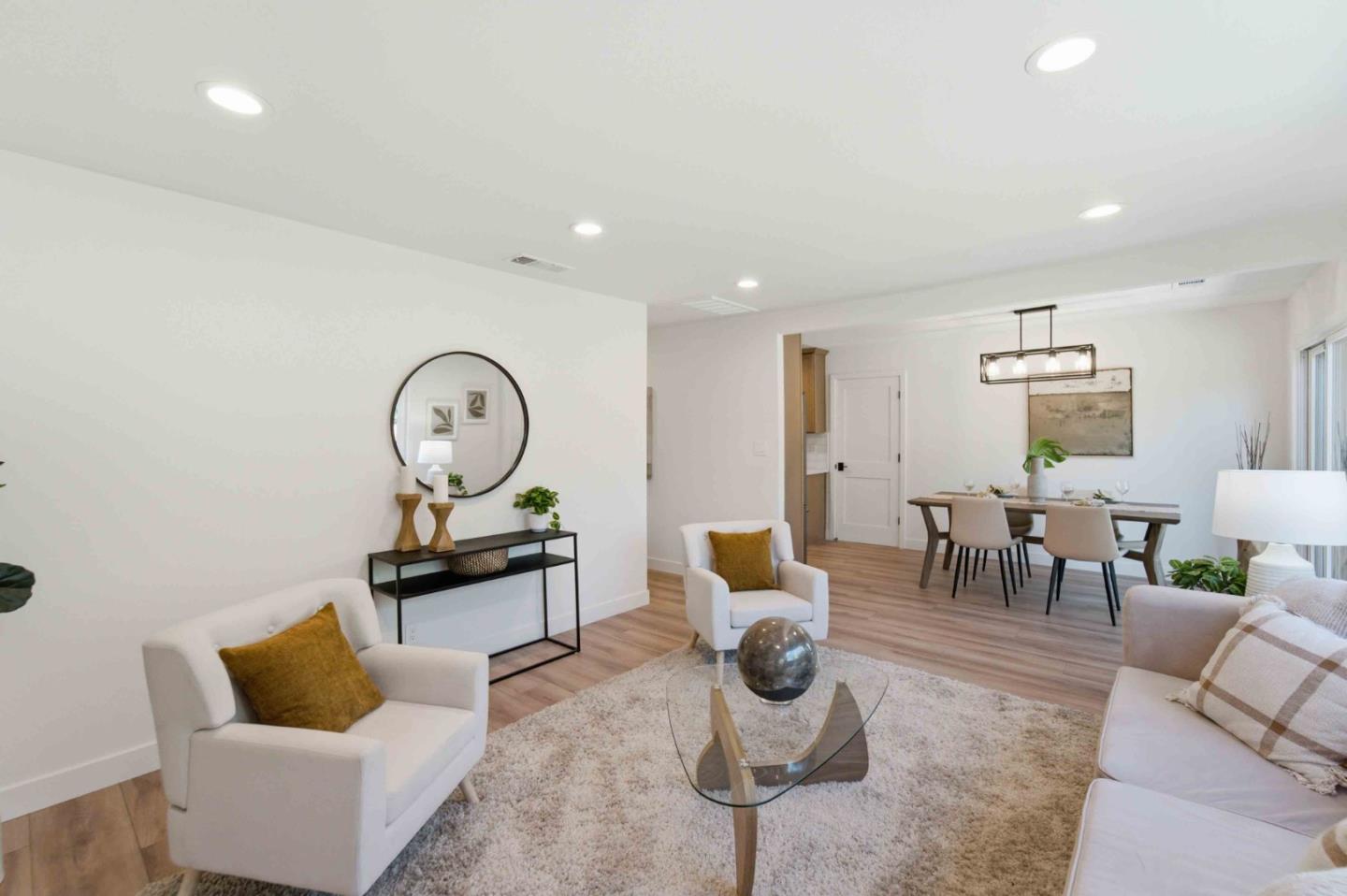 1075 Cloverbrook Drive