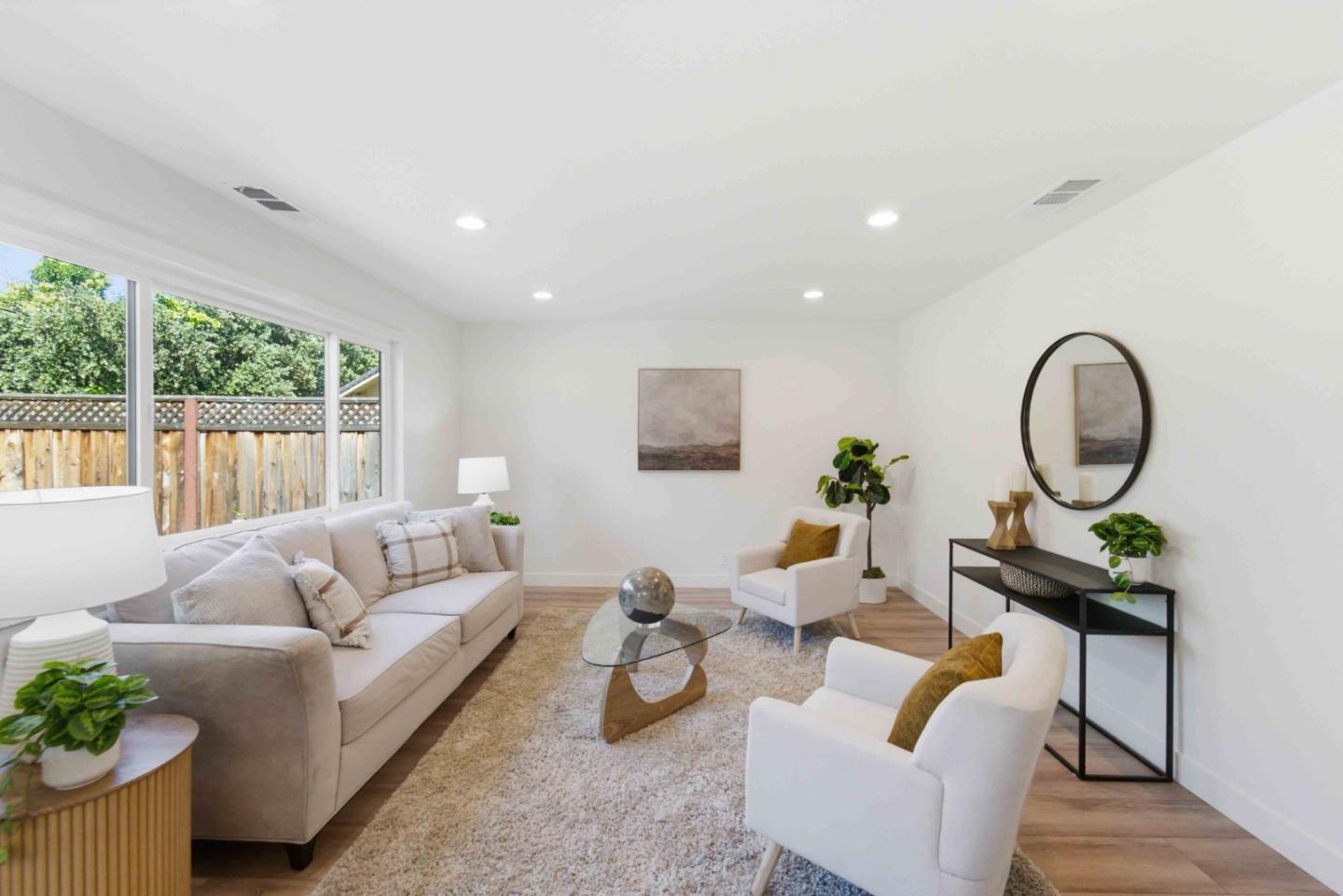 1075 Cloverbrook Drive