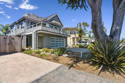 Photo of 175 25th Avenue, Santa Cruz, CA 95062 (MLS # ML82058730)