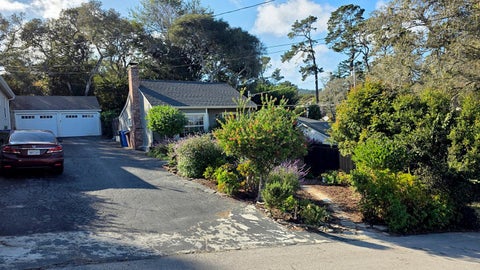 Photo of 822 Fountain Avenue, MONTEREY, CA 93940 (MLS # ML82065621)