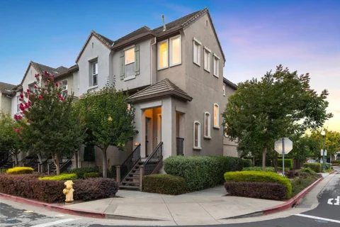 1059 Yates Way, San Mateo, CA 94403 - #: ML82053645