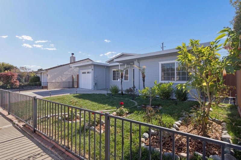 1408 Royal Avenue