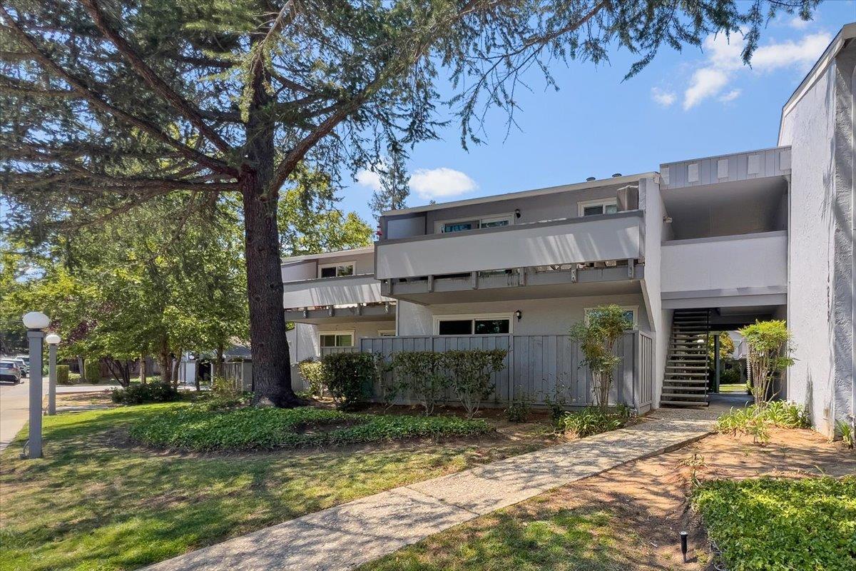 14245 Lora Drive 3, Los Gatos CA 95032