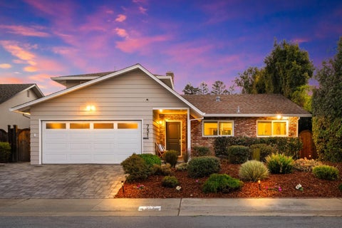 Photo of 731 W Capistrano Way, San Mateo, CA 94402 (MLS # ML82058809)