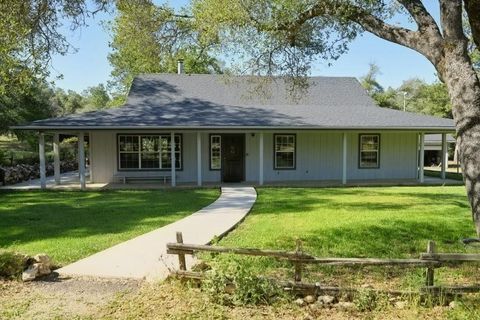 Photo of 5731 Colorado Road, MARIPOSA, CA 95338 (MLS # ML82048340)