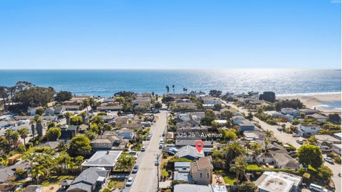 Photo of 325 25th Avenue AVE, SANTA CRUZ, CA 95062 (MLS # ML82060060)