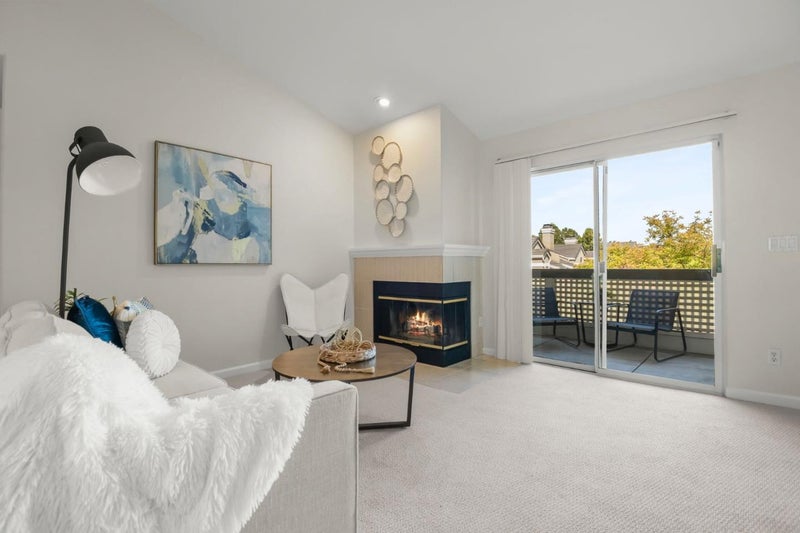 892 Goose Lake Court
