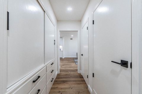 Tiny photo for 239 Oak Street, Salinas, CA 93901 (MLS # ML82044515)