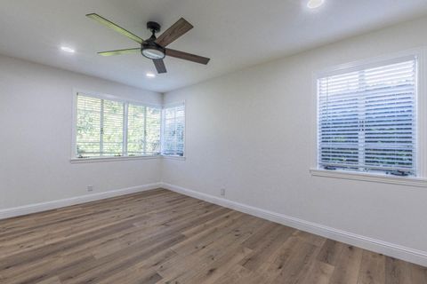 Tiny photo for 239 Oak Street, Salinas, CA 93901 (MLS # ML82044515)