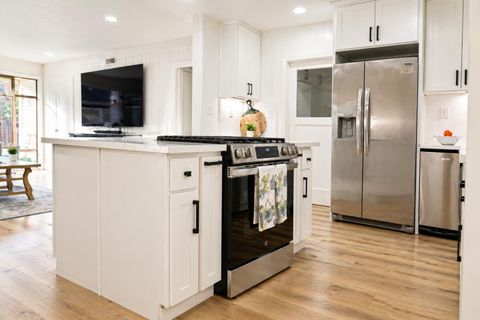 Tiny photo for 239 Oak Street, Salinas, CA 93901 (MLS # ML82044515)