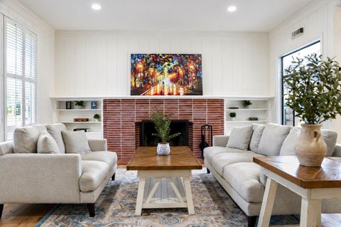 Tiny photo for 239 Oak Street, Salinas, CA 93901 (MLS # ML82044515)