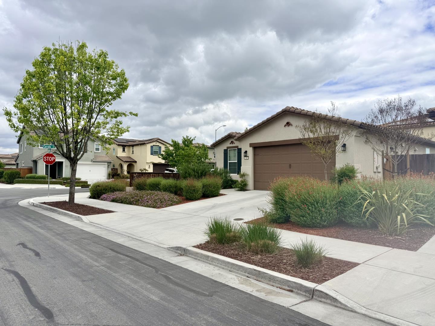 715 Alicante Drive