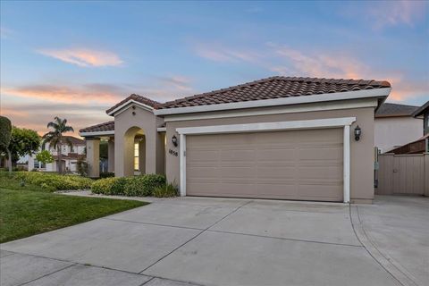 Tiny photo for 1858 Buckingham Drive, SALINAS, CA 93906 (MLS # ML82046608)