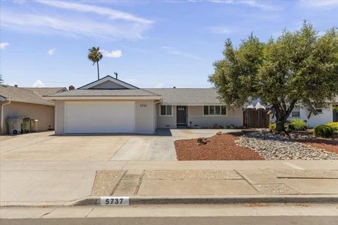 MLS: ML82050806