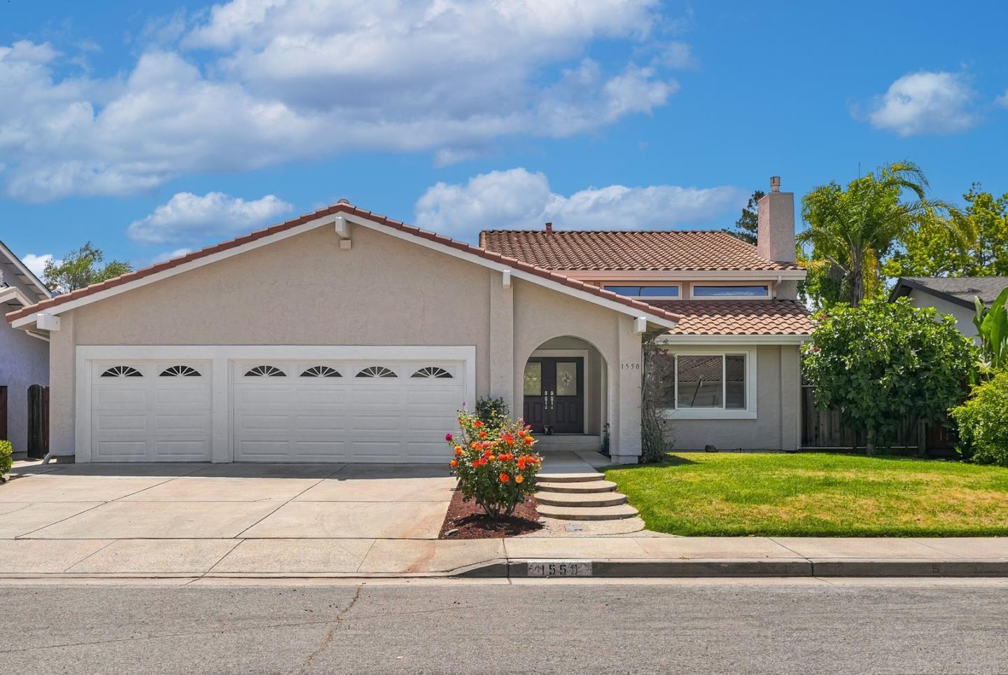 1550 Pam Lane