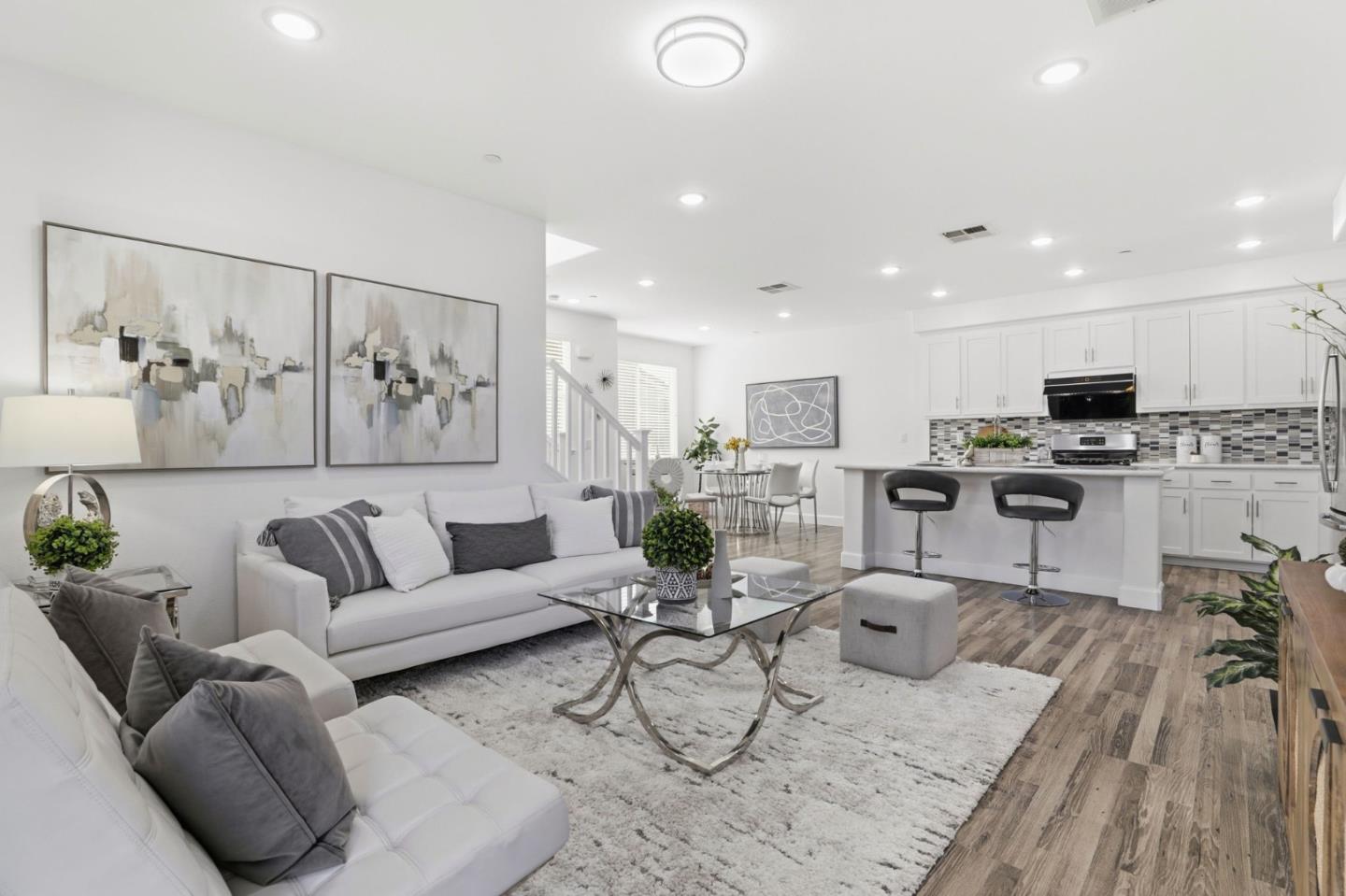 38922 Dandelion Place