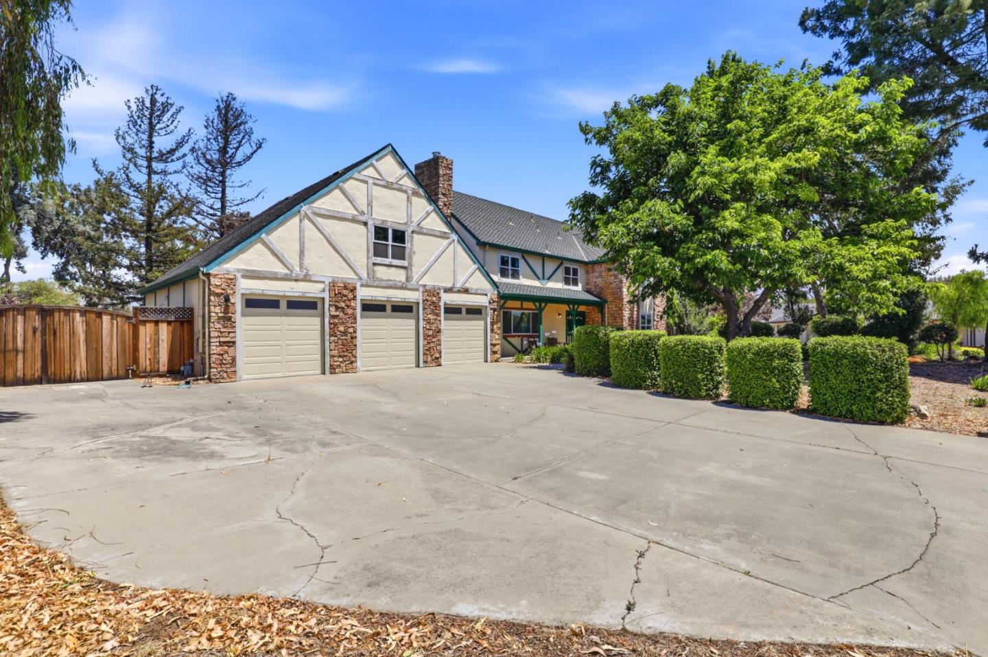 130 Sunrise Drive
