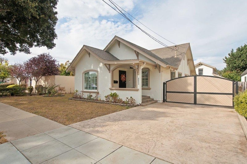 111 Oak Street
