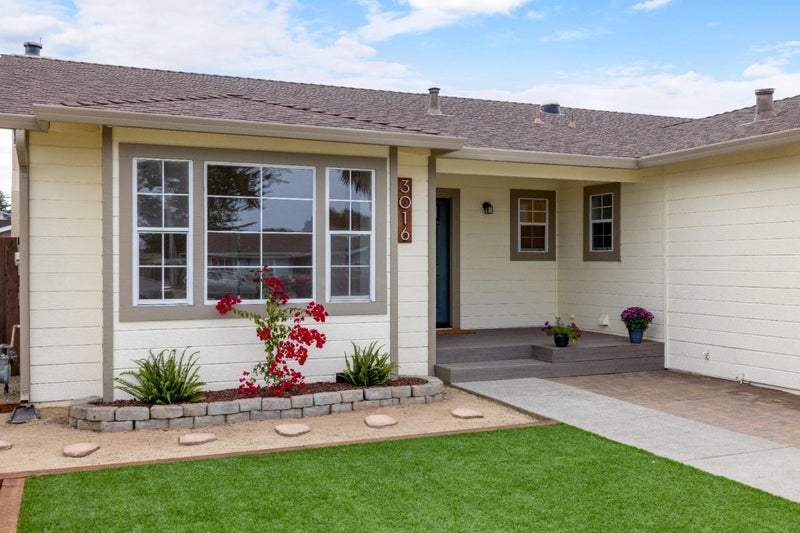 3016 Vera Lane